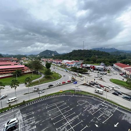 Adeen'S Suria Suite, Hotel Mutiara Gua Musang Luaran gambar